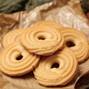 提供 “设备 + 花型定制”
协助烘焙店打造差异化产品